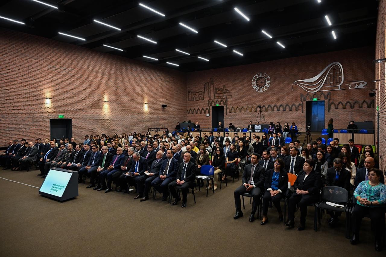 İdman Akademiyasında tədbir keçirildi - FOTOLAR